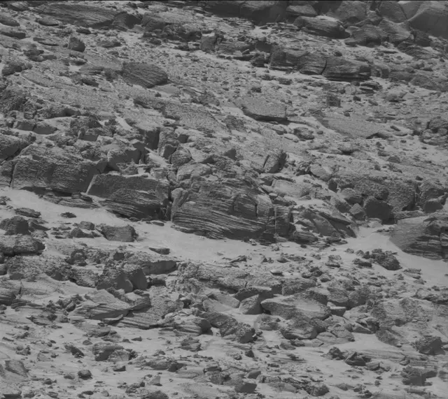Sol 4493: Mast Camera (Mastcam)