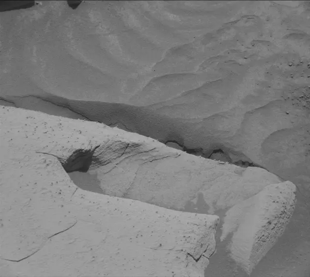 Sol 4495: Mast Camera (Mastcam)