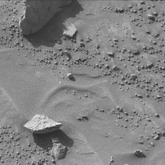 Sol 4496: Mast Camera (Mastcam)