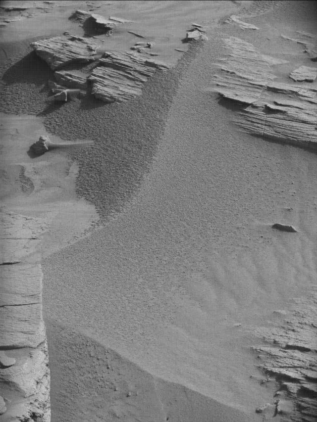 Sol 4498: Mast Camera (Mastcam)