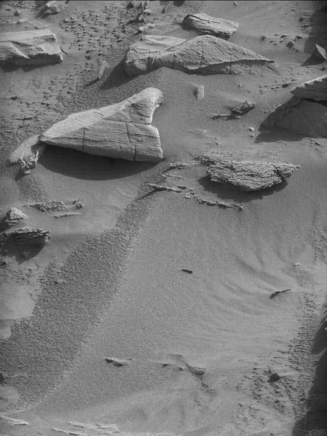 Sol 4498: Mast Camera (Mastcam)
