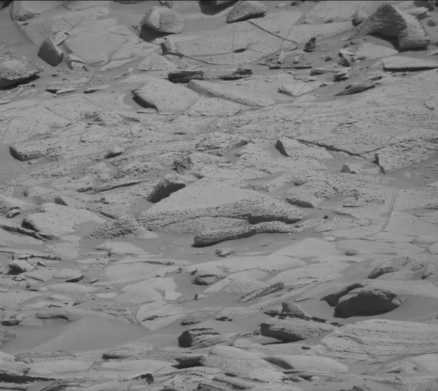 Sol 4498: Mast Camera (Mastcam)