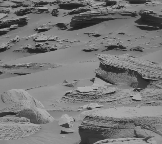 Sol 4498: Mast Camera (Mastcam)