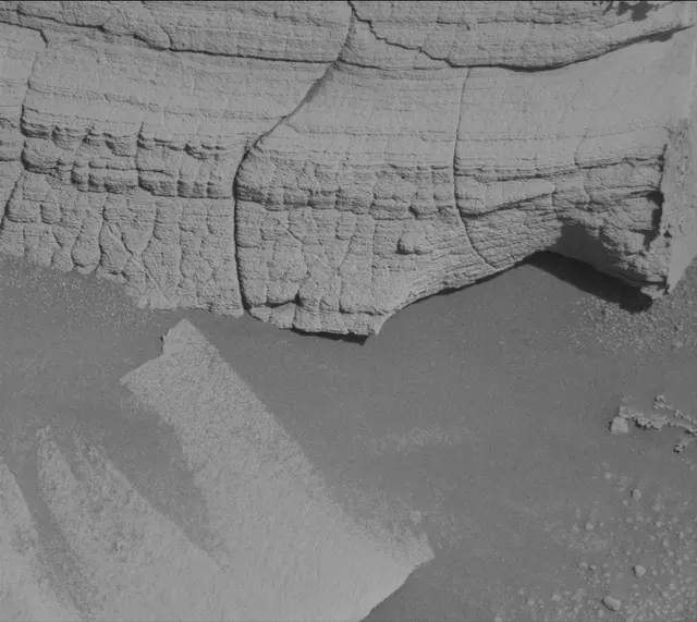 Sol 4498: Mast Camera (Mastcam)