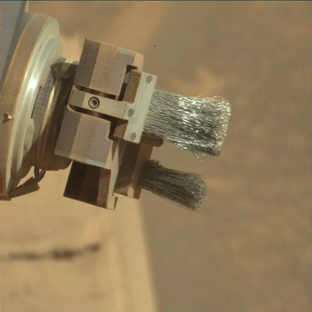 Sol 4498: Mast Camera (Mastcam)