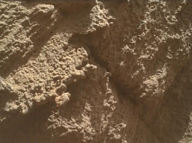 Sol 4498: Mars Hand Lens Imager (MAHLI)