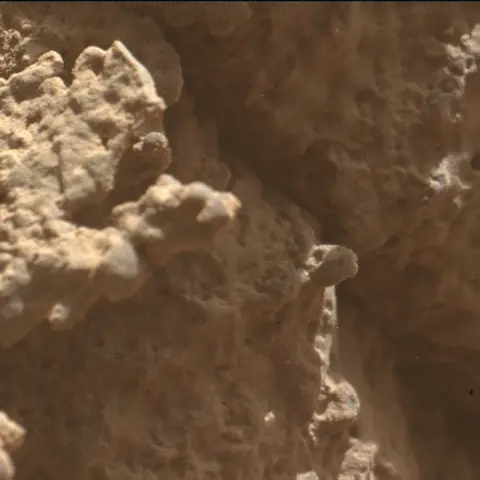 Sol 4498: Mars Hand Lens Imager (MAHLI)