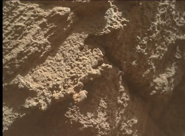 Sol 4498: Mars Hand Lens Imager (MAHLI)