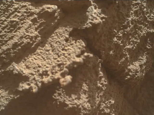 Sol 4498: Mars Hand Lens Imager (MAHLI)