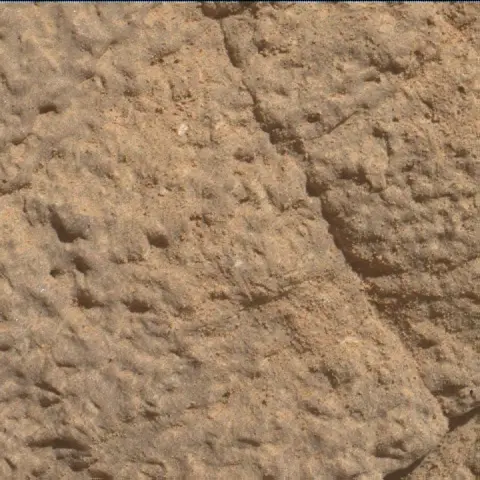 Sol 4498: Mars Hand Lens Imager (MAHLI)