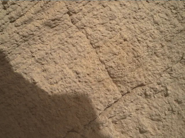 Sol 4498: Mars Hand Lens Imager (MAHLI)