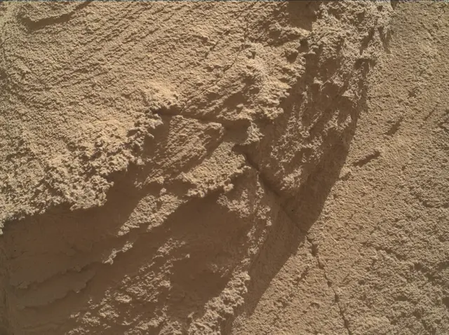 Sol 4498: Mars Hand Lens Imager (MAHLI)