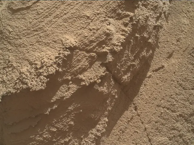 Sol 4498: Mars Hand Lens Imager (MAHLI)