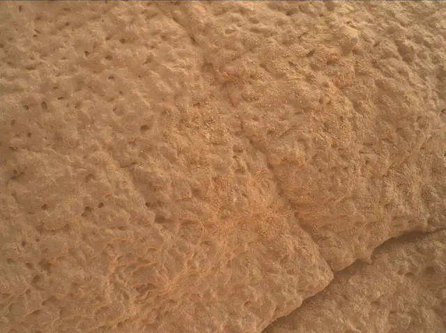 Sol 4498: Mars Hand Lens Imager (MAHLI)