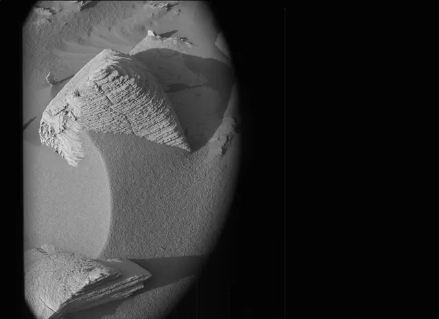 Sol 4500: Mast Camera (Mastcam)
