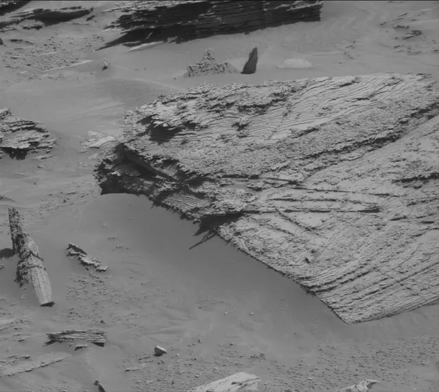 Sol 4500: Mast Camera (Mastcam)