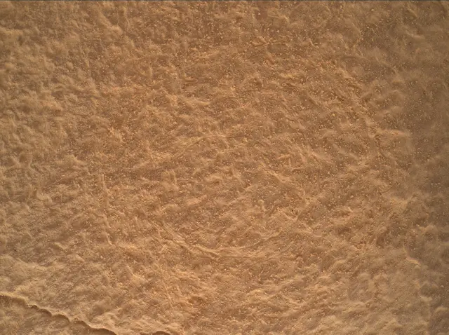 Sol 4500: Mars Hand Lens Imager (MAHLI)