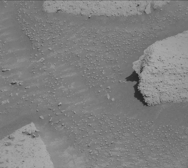 Sol 4507: Mast Camera (Mastcam)