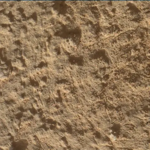 Sol 4509: Mars Hand Lens Imager (MAHLI)