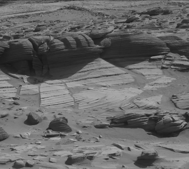 Sol 4513: Mast Camera (Mastcam)