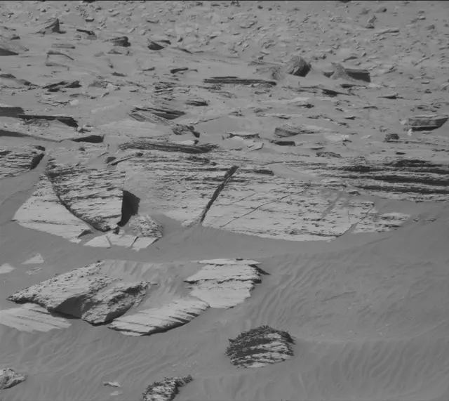 Sol 4513: Mast Camera (Mastcam)