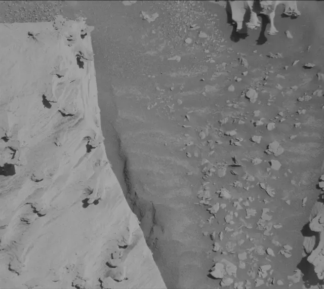 Sol 4513: Mast Camera (Mastcam)