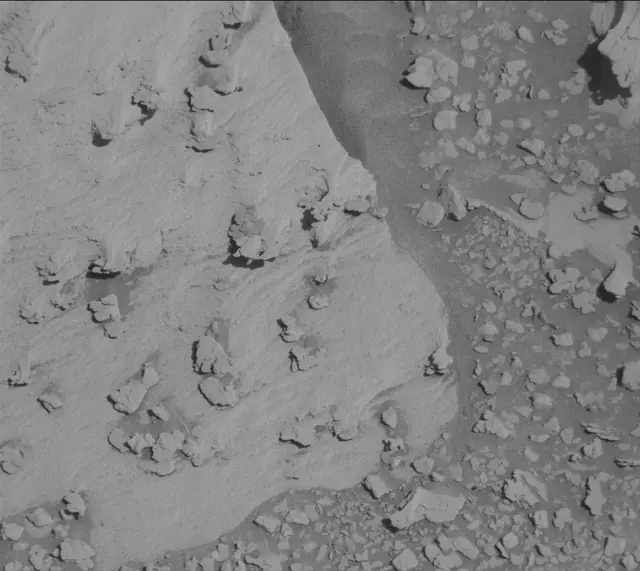 Sol 4513: Mast Camera (Mastcam)