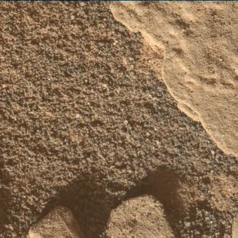 Sol 4513: Mars Hand Lens Imager (MAHLI)