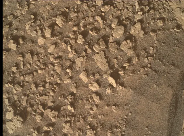 Sol 4513: Mars Hand Lens Imager (MAHLI)