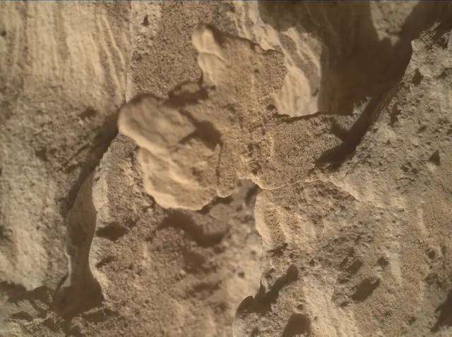 Sol 4513: Mars Hand Lens Imager (MAHLI)