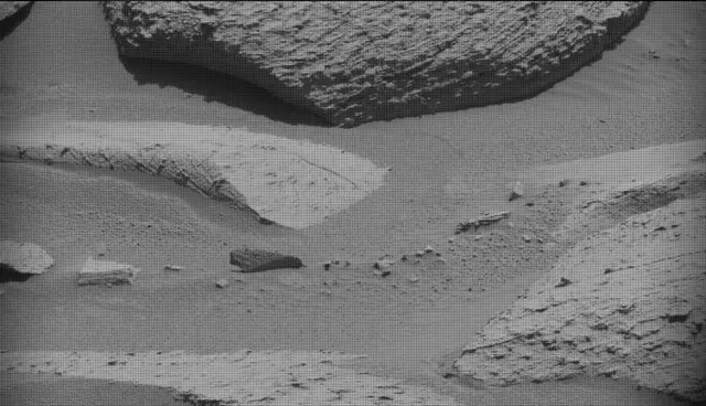 Sol 4516: Mast Camera (Mastcam)