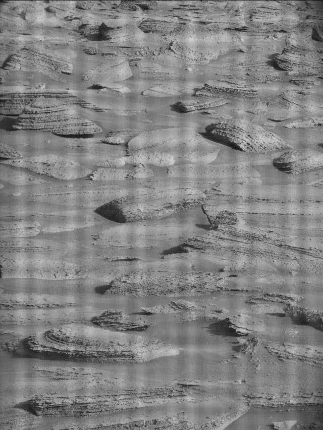 Sol 4518: Mast Camera (Mastcam)