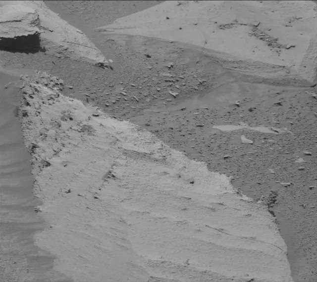 Sol 4518: Mast Camera (Mastcam)
