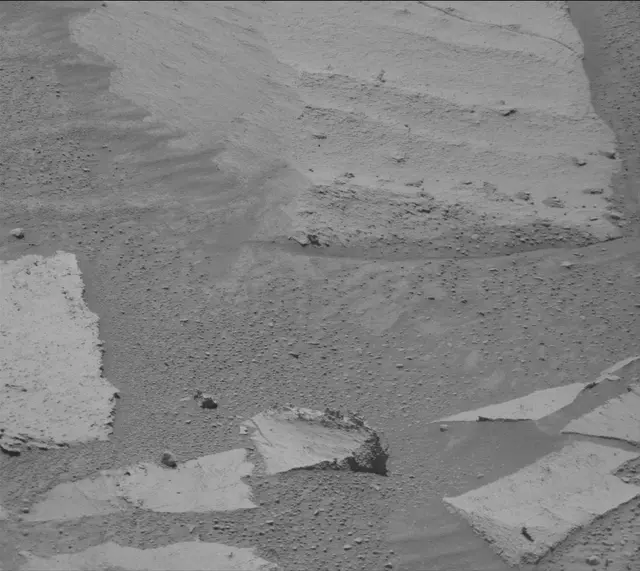 Sol 4518: Mast Camera (Mastcam)
