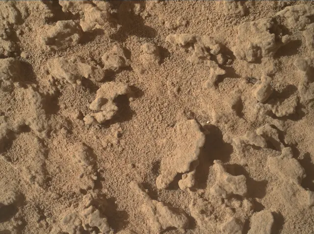 Sol 4522: Mars Hand Lens Imager (MAHLI)
