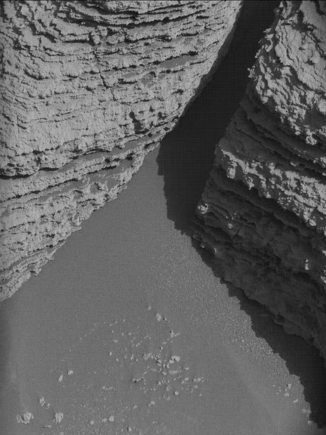 Sol 4523: Mast Camera (Mastcam)