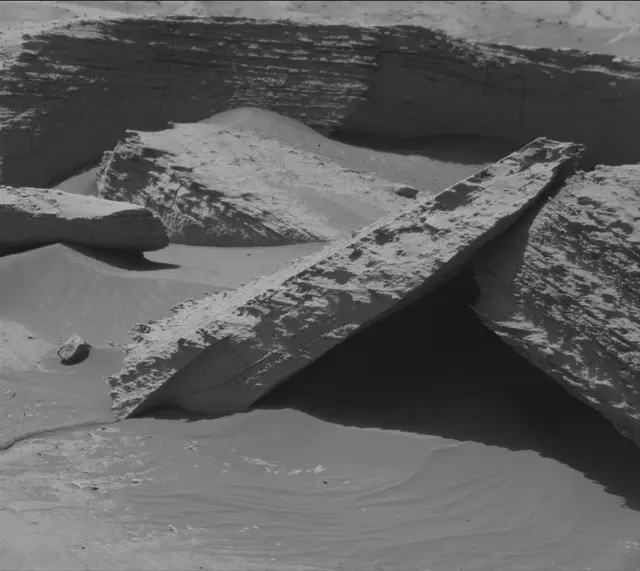 Sol 4525: Mast Camera (Mastcam)