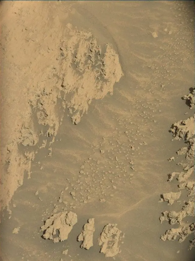 Sol 4526: Mast Camera (Mastcam)