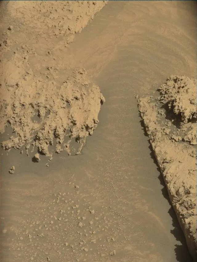 Sol 4526: Mast Camera (Mastcam)