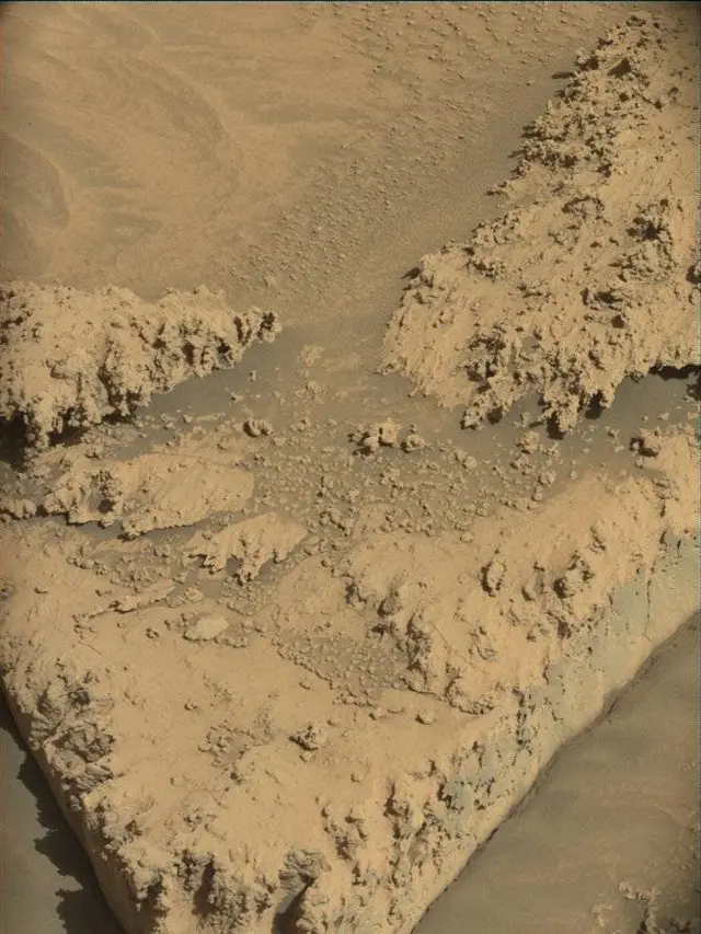 Sol 4526: Mast Camera (Mastcam)