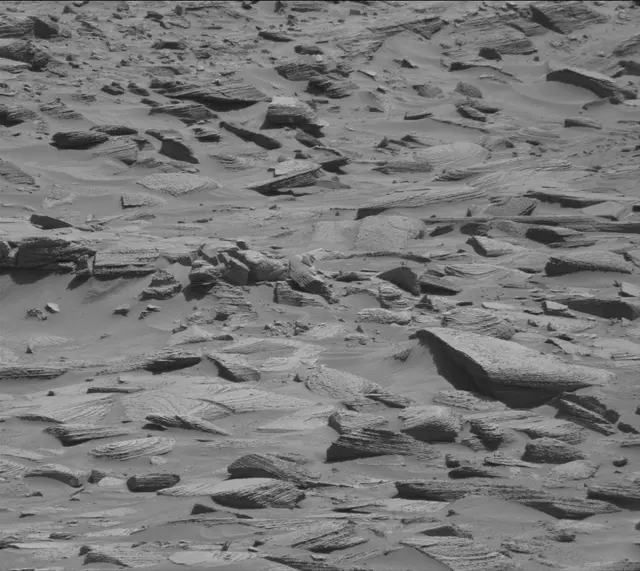Sol 4526: Mast Camera (Mastcam)
