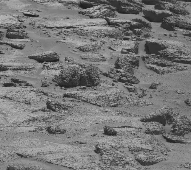 Sol 4527: Mast Camera (Mastcam)