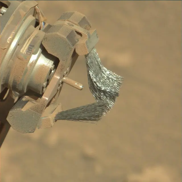 Sol 4527: Mast Camera (Mastcam)