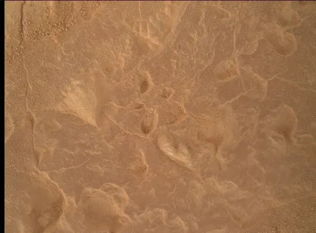 Sol 4527: Mars Hand Lens Imager (MAHLI)