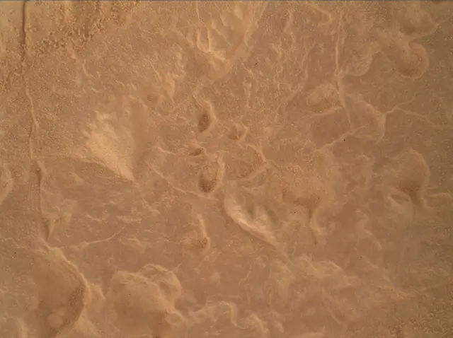 Sol 4527: Mars Hand Lens Imager (MAHLI)