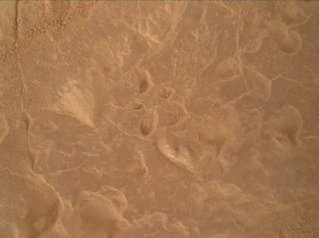 Sol 4527: Mars Hand Lens Imager (MAHLI)