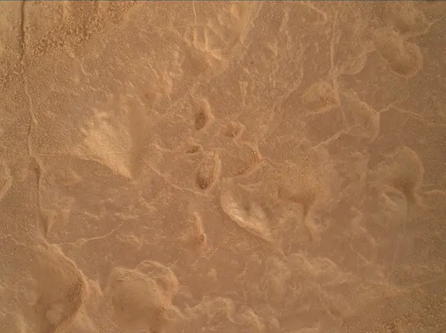 Sol 4527: Mars Hand Lens Imager (MAHLI)