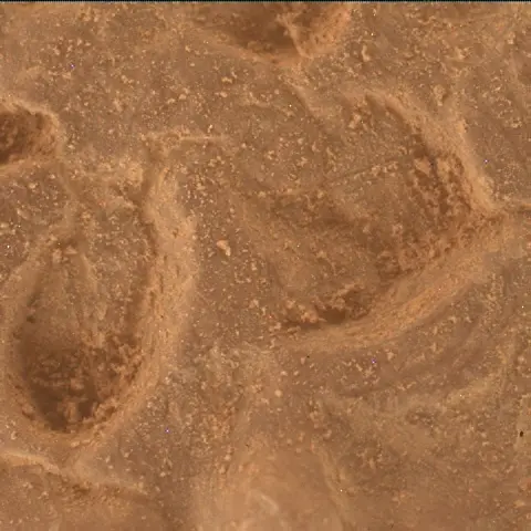 Sol 4527: Mars Hand Lens Imager (MAHLI)