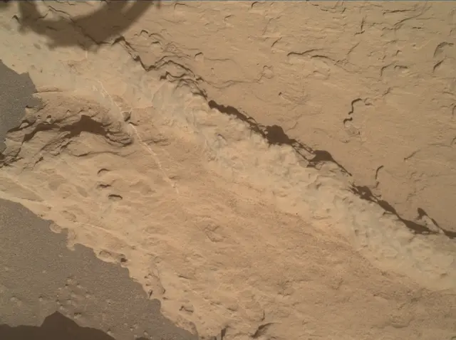 Sol 4532: Mars Hand Lens Imager (MAHLI)
