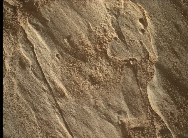 Sol 4536: Mars Hand Lens Imager (MAHLI)
